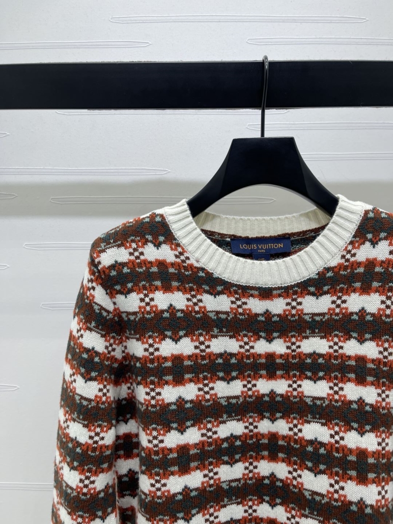 l0vis Vvtt0n sweaters